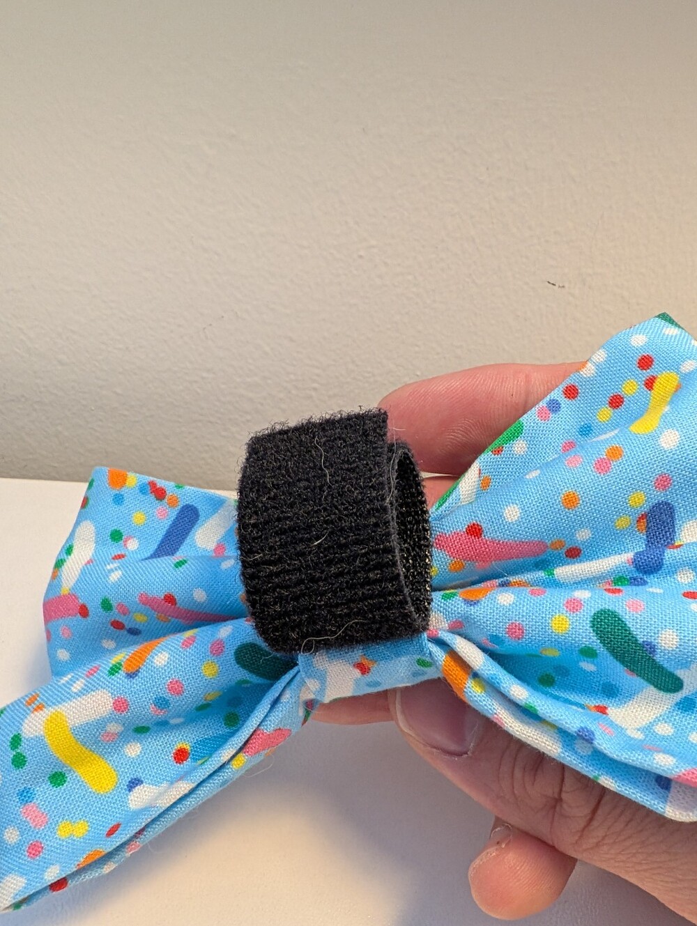 Southern Paws Southern Dog Confetti Birthday Sprinkle Blue Dog Bow Tie NIB - Picture 4 of 4